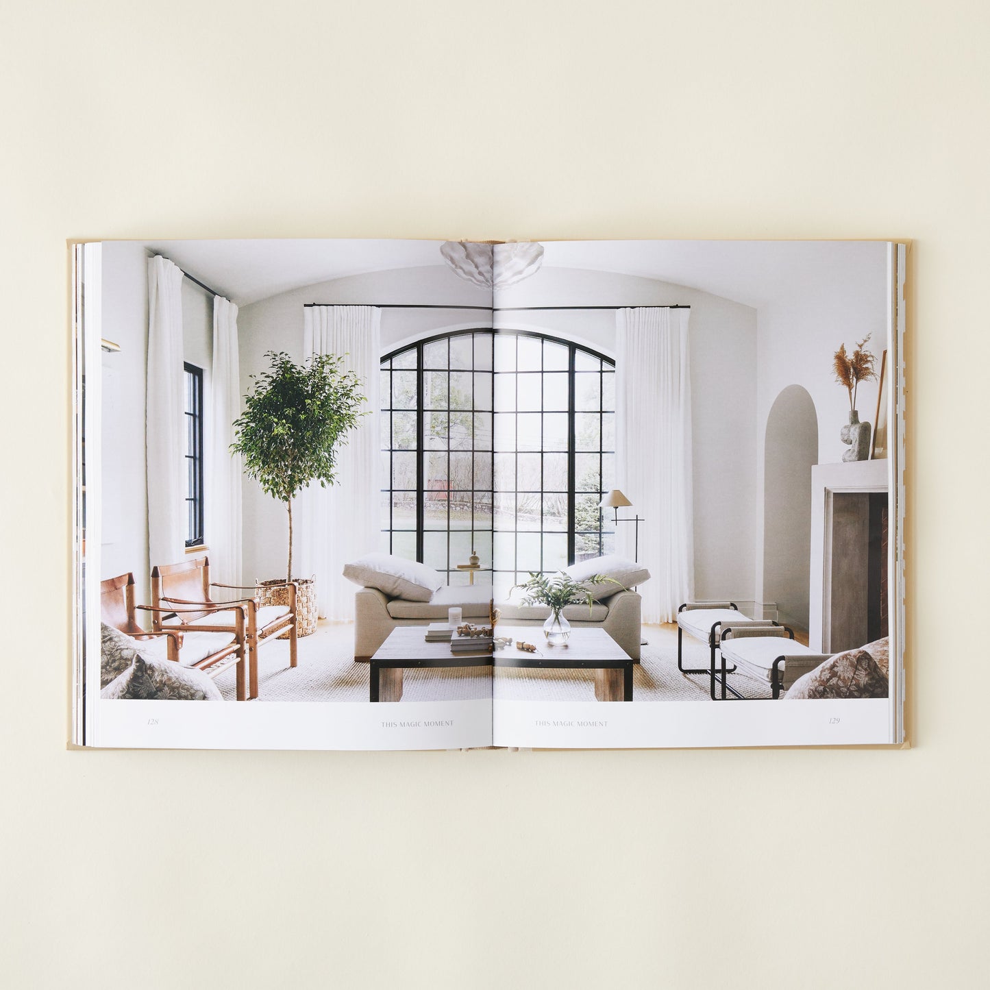 Libro The Love of Home
