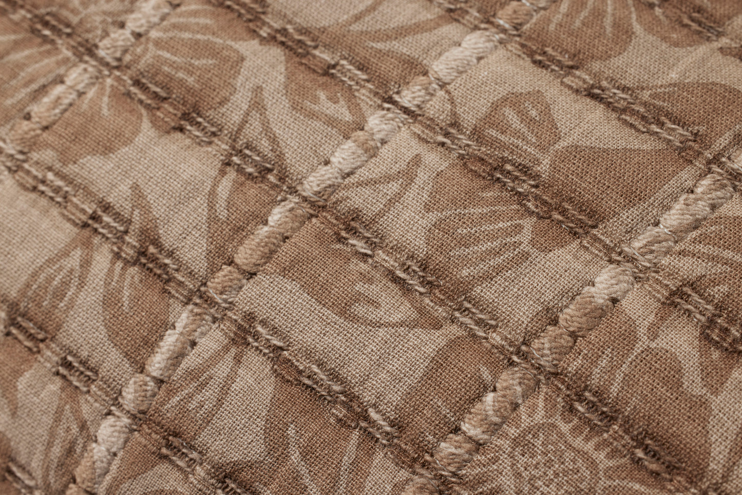 Cojín Flores Clay 90x30 con relleno